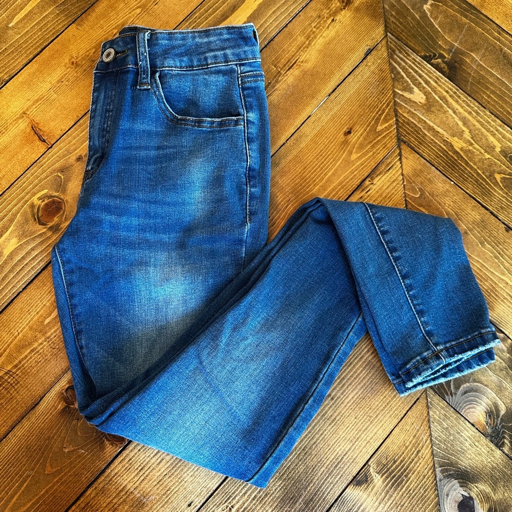 KanCan Mid Rise Jean